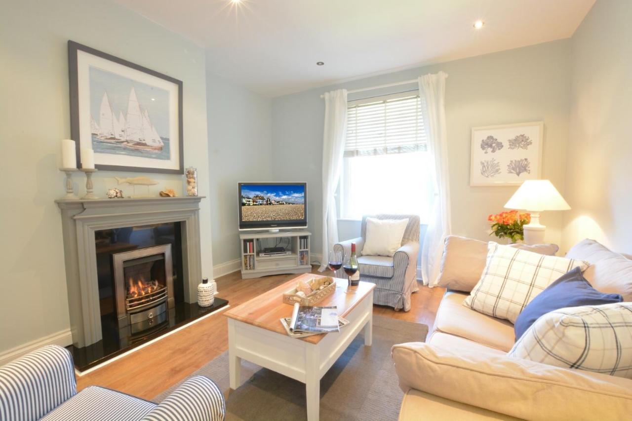 High Tide, Crabbe Street, Aldeburgh Apartment Bagian luar foto